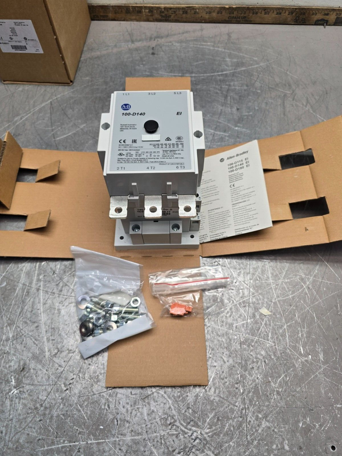 ALLEN BRADLEY 100-D140ED11 140A 600V 135KW CONTACTOR 110-130V-COIL, NEW IN BOX!