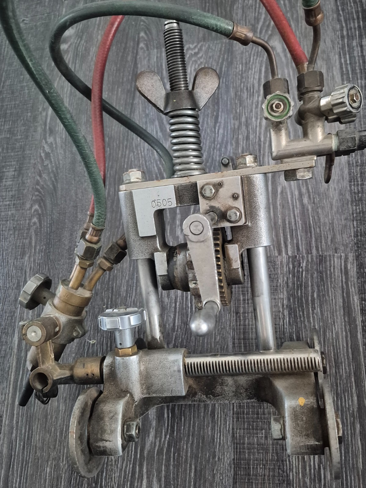 MANUAL PIPE CUTTING BEVELING MACHINE TRACK TORCH