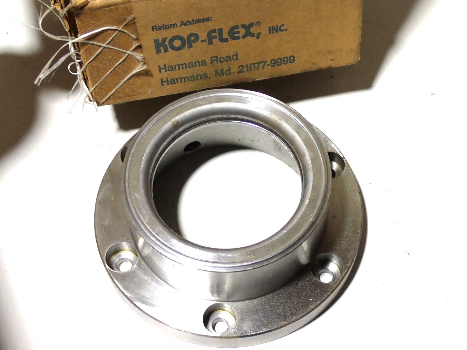 KOP- FLEX 2 1/2 MD BS COUPLING NEW