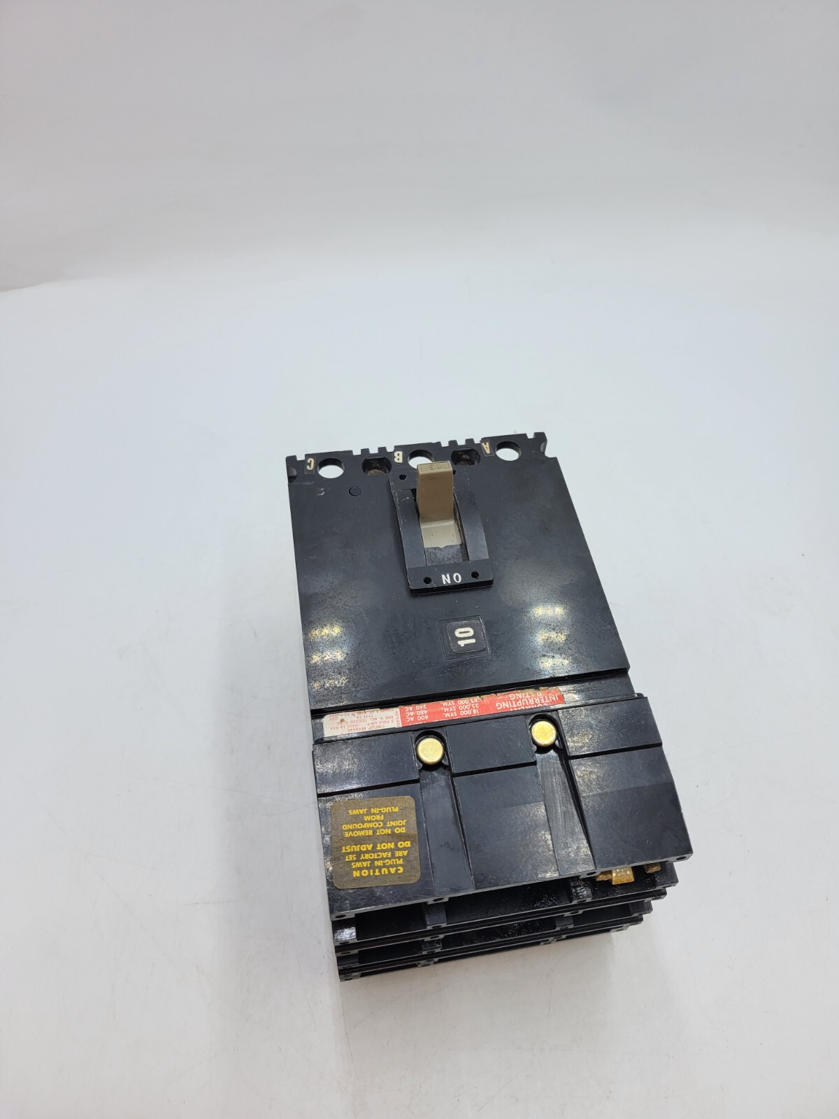Square D FH-36015 I-Line Circuit Breaker 15A 600V 3P 3PH Type FH 15 Amp 3 Pole