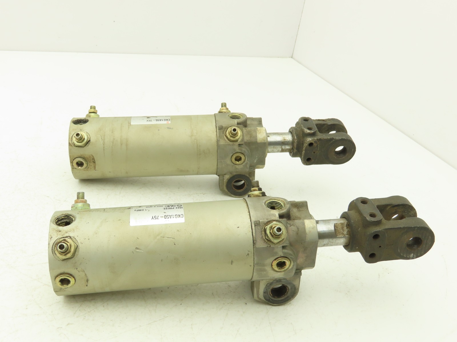 SMC CKG1A50-75Y Pneumatic Air Clamp Cylinder 50mm Bore 75mm Stroke Lot of 2