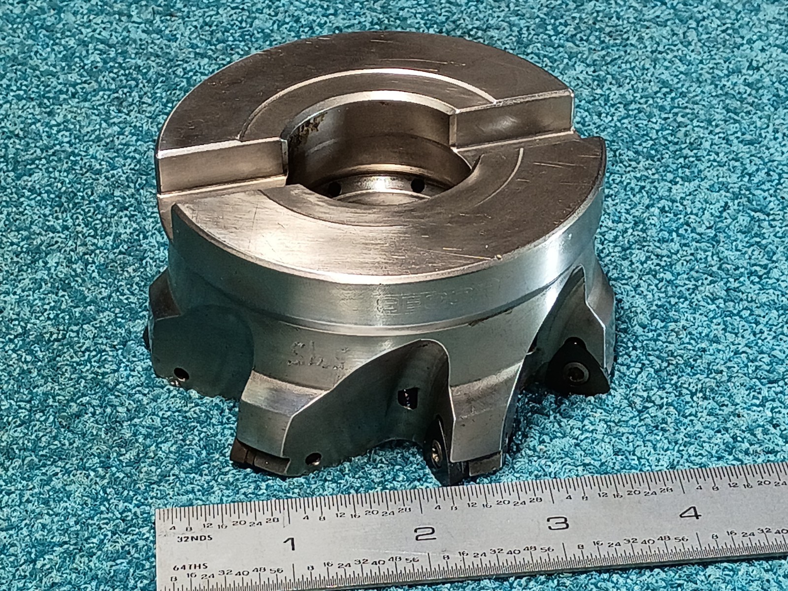 Seco R220.21-4.00-R160.7A 4″ Facemill 7 Pocket W/Inserts 1.5″ Arbor & Allen Bolt