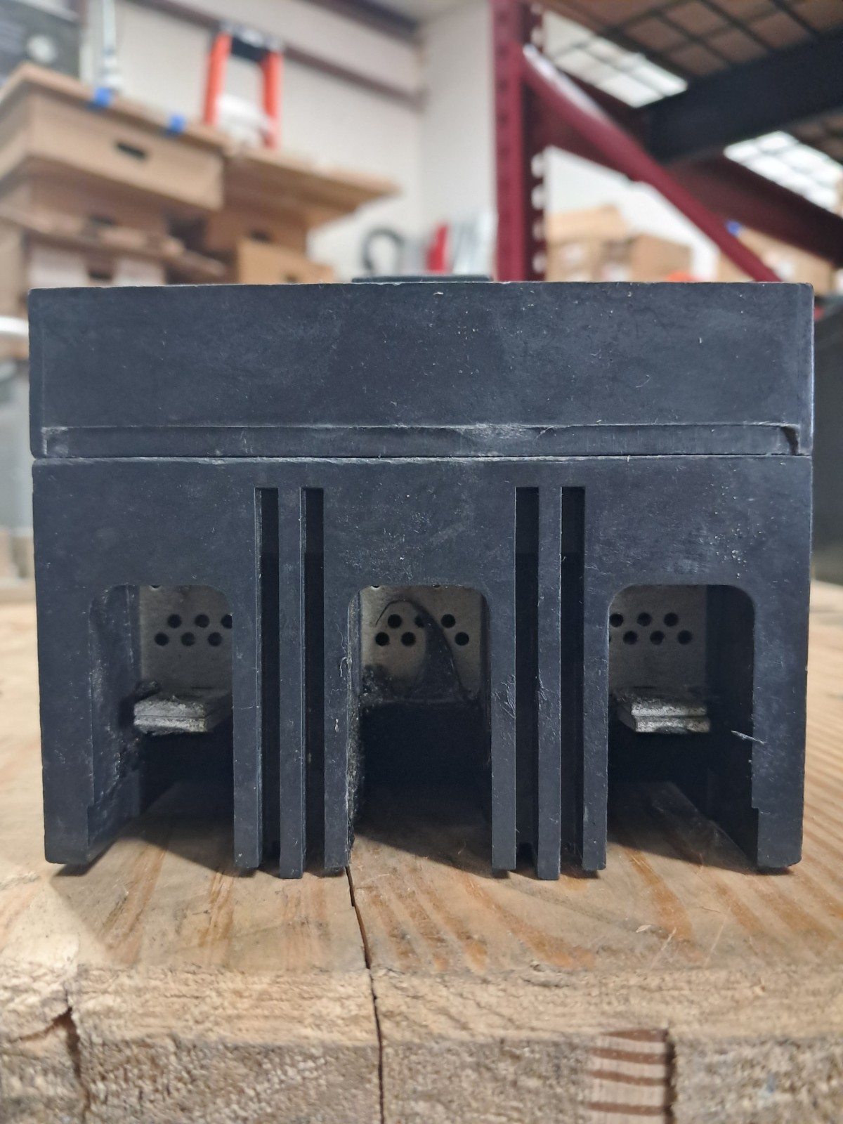 Circuit Breaker 40 AMPs GE THED124040