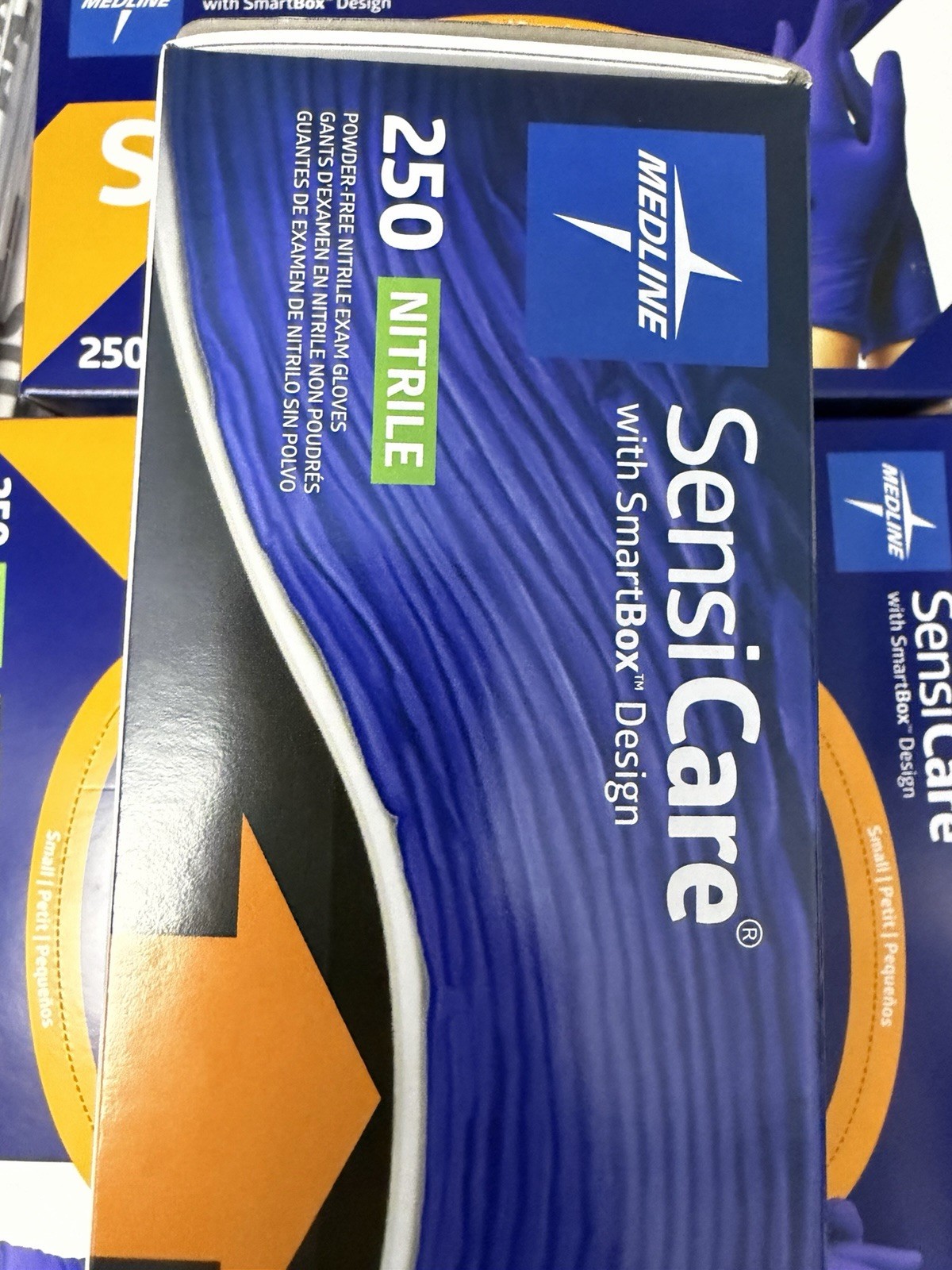 Medline SensiCare Nitrile Exam Gloves Powder-Free Small 250ct Exp 01/2026