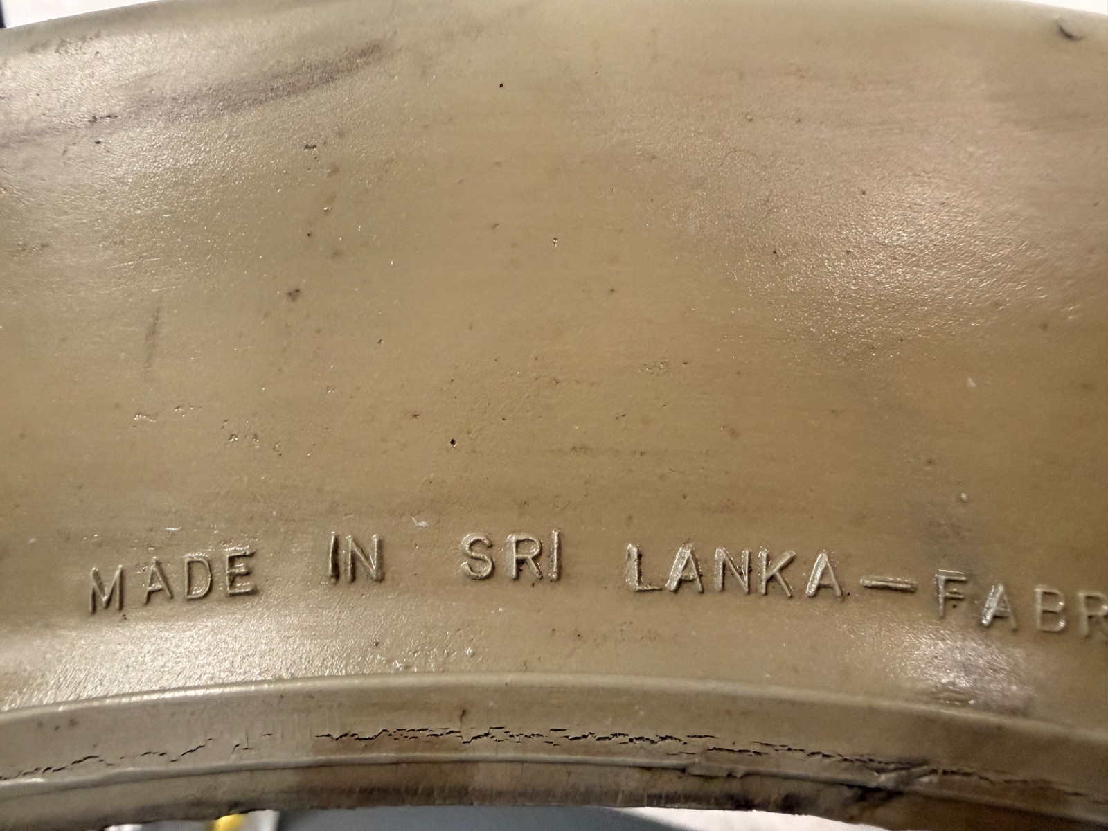 Solideal Smooth Press-On Solid 21 X 8 X 15 (21×8-15) (533/203-381) Forklift Tire
