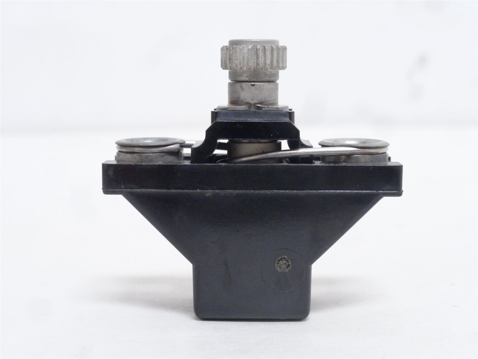 246207 New-No Box; Allen-Bradley W39 Thermal Overload Element; Ser: W