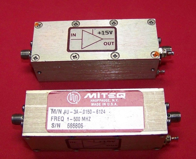One Miteq AU-3A-150 very low noise amplifier 1-500MHz with typically 1dB N.F.
