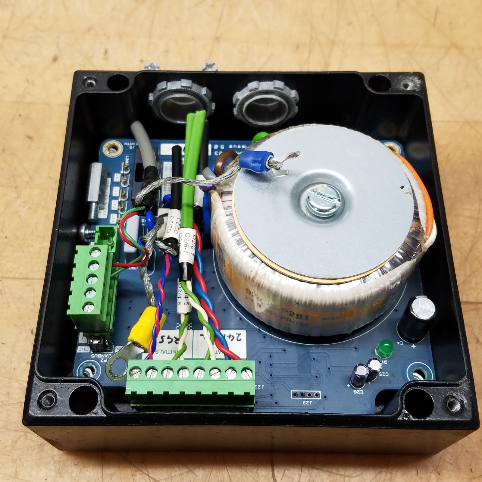 Fireye NX02INT Fire & Security Module, 120-230v, 50/60Hz, 60VA, For 90°C (194°F)