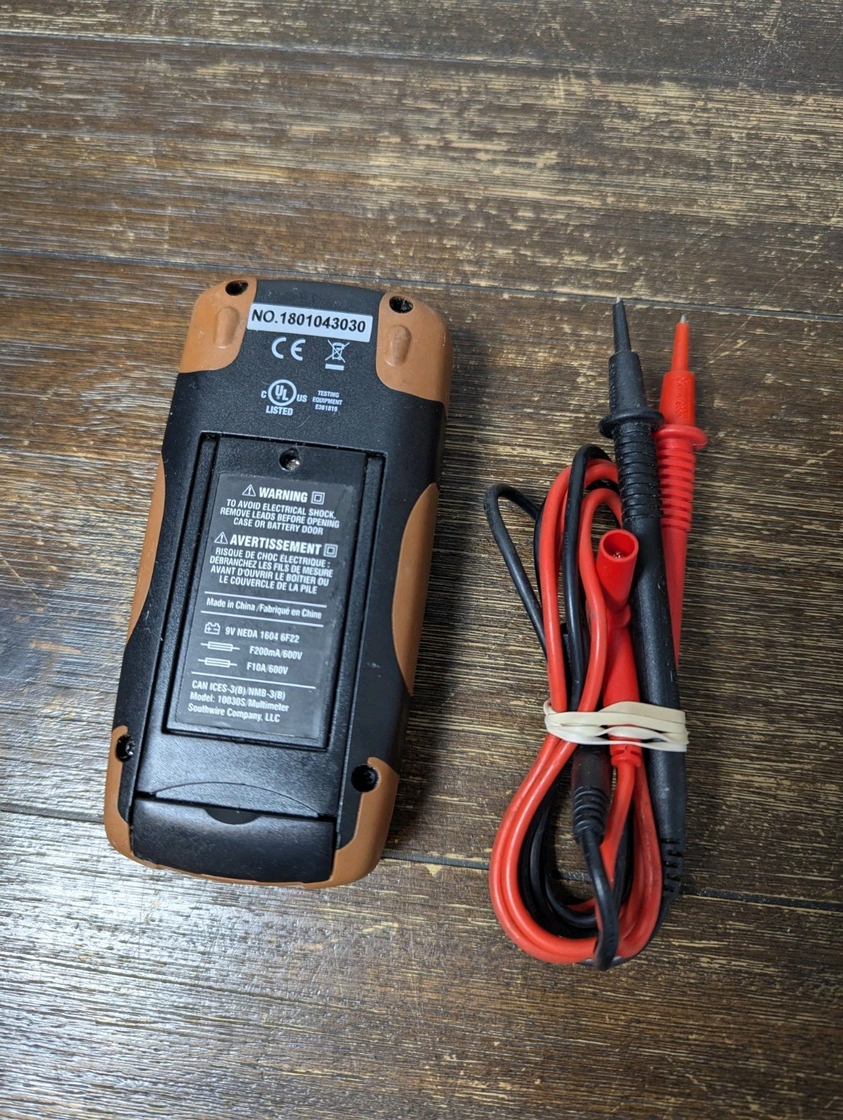 Southwire 10030s Multimeter Volt AC/DC Tester CAT III 600V W/Leads TESTED