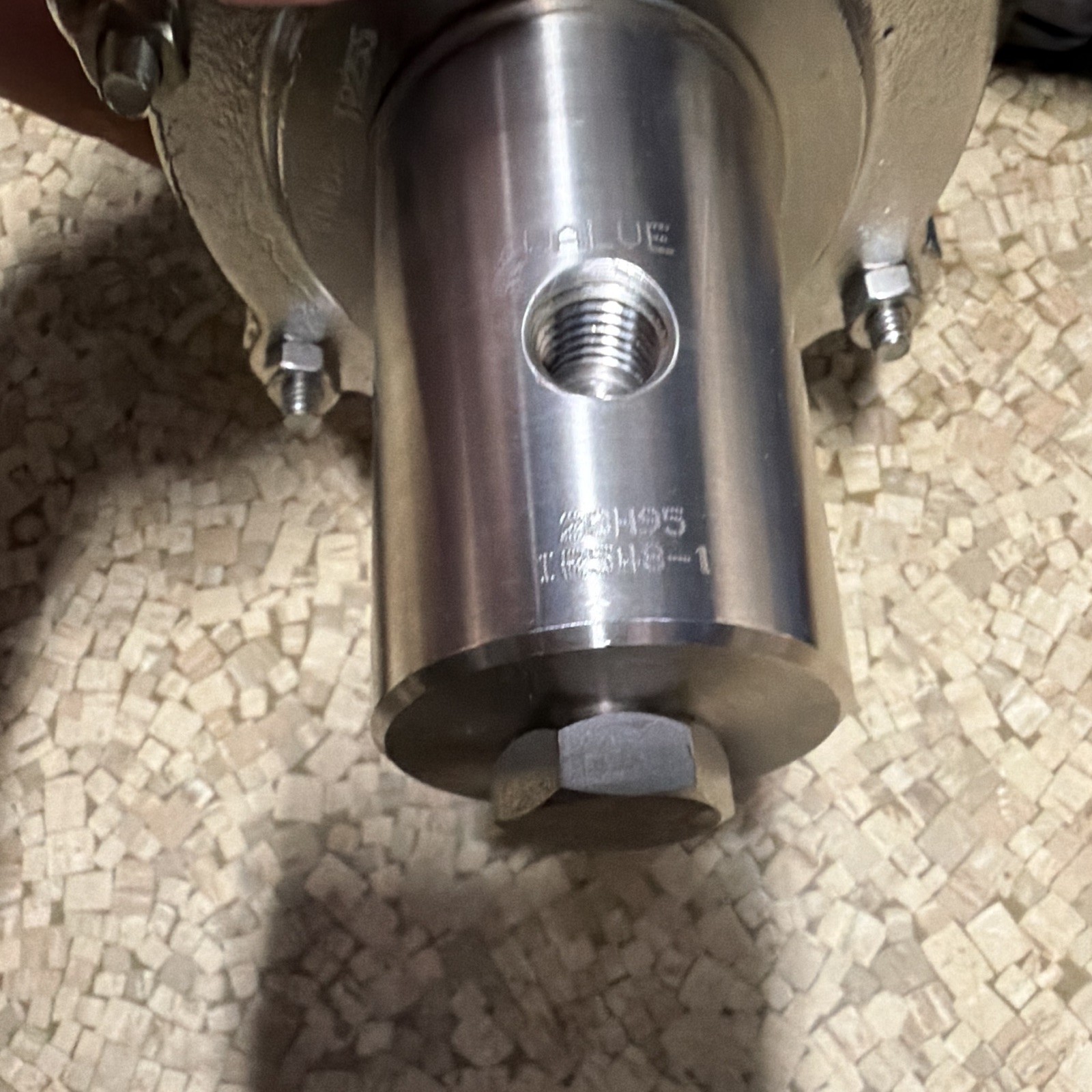 Sigma Valves HLR 20HM24 10,000 PSI Never used!!!