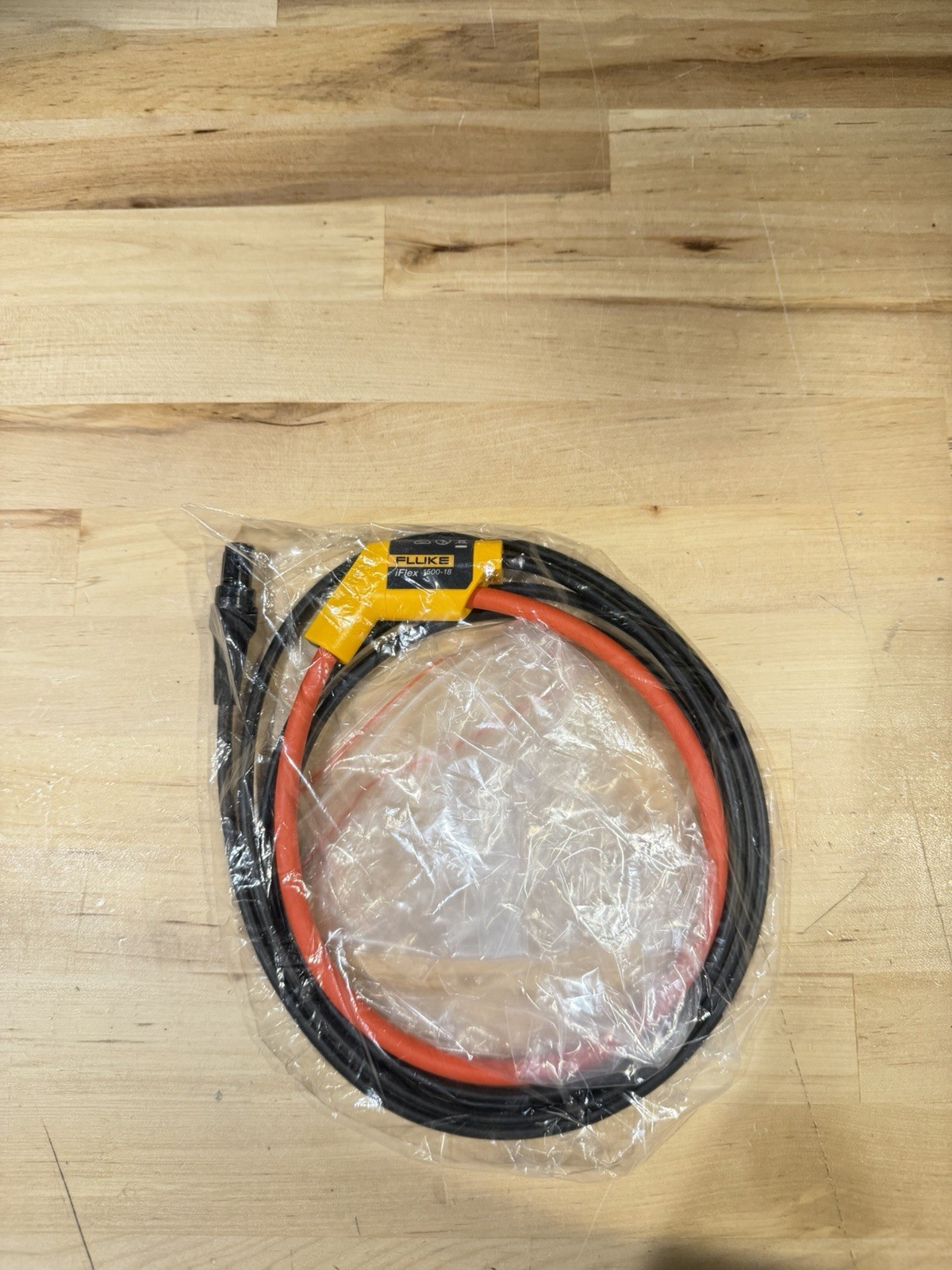 FLUKE iFLEX 1500-18 FLEXIBLE CURRENT CLAMP 1500A CAT III 1000V