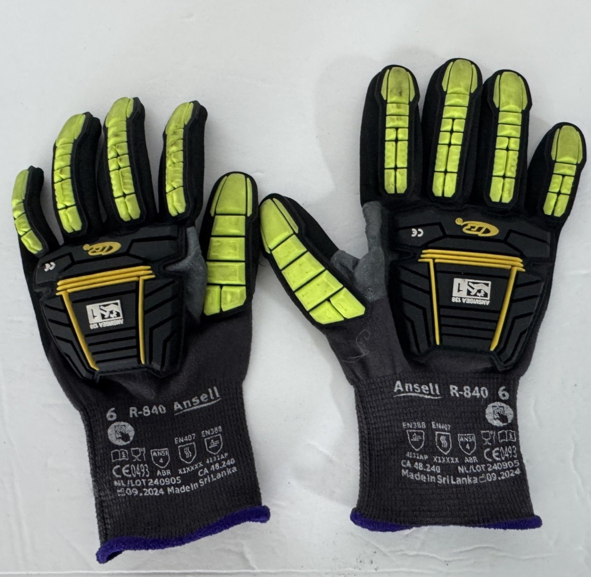 Ansell Ringers® Nitrile Half-Dipped Anti-Impact Gloves R-840 Size 6 PPE