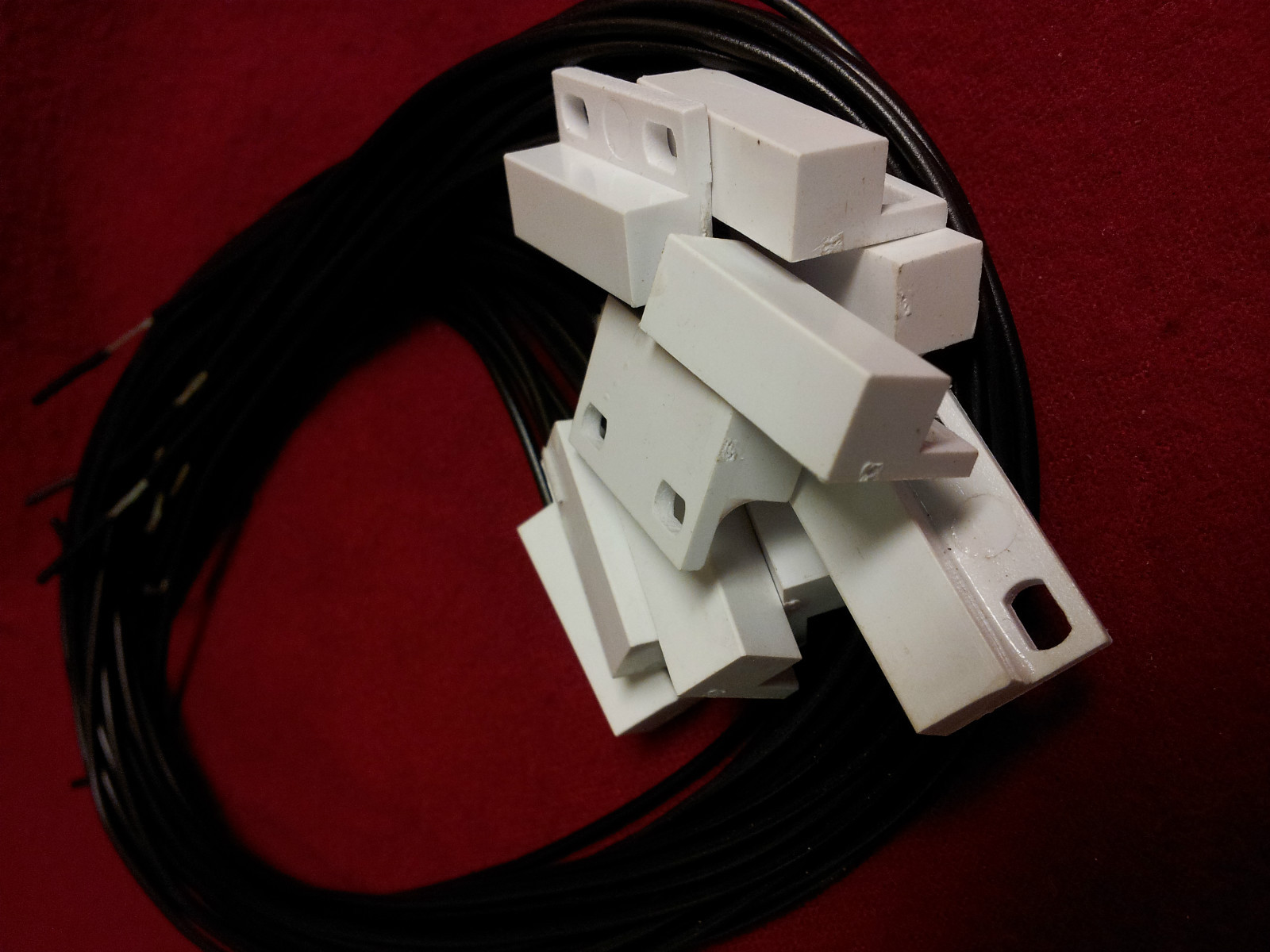 10 L.E.D. Magnetic Reed Door Window Cabinet Closet Contact Switch Light on Open