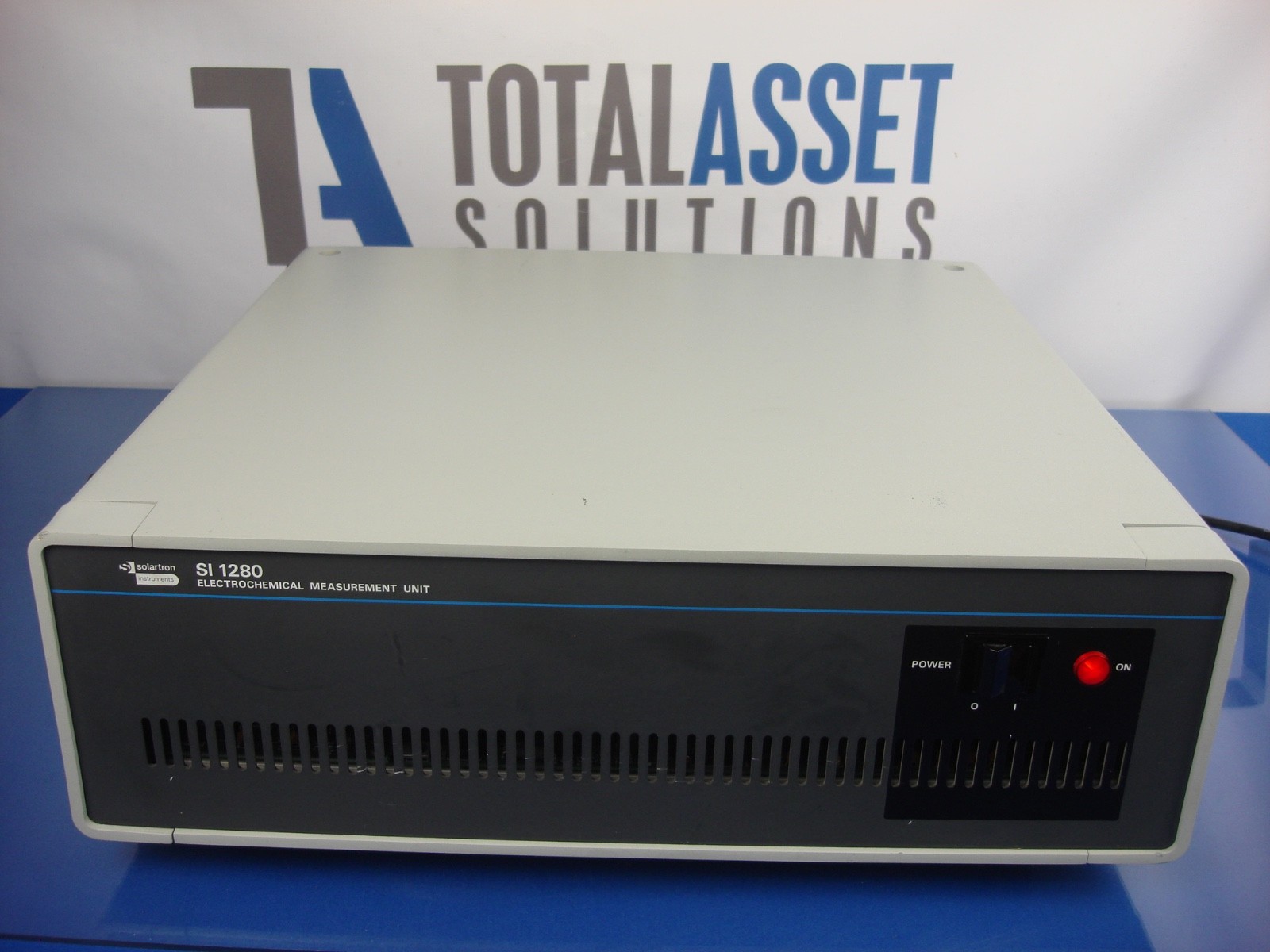 Solartron Instruments SI 1280A Electrochemical Measurement Unit