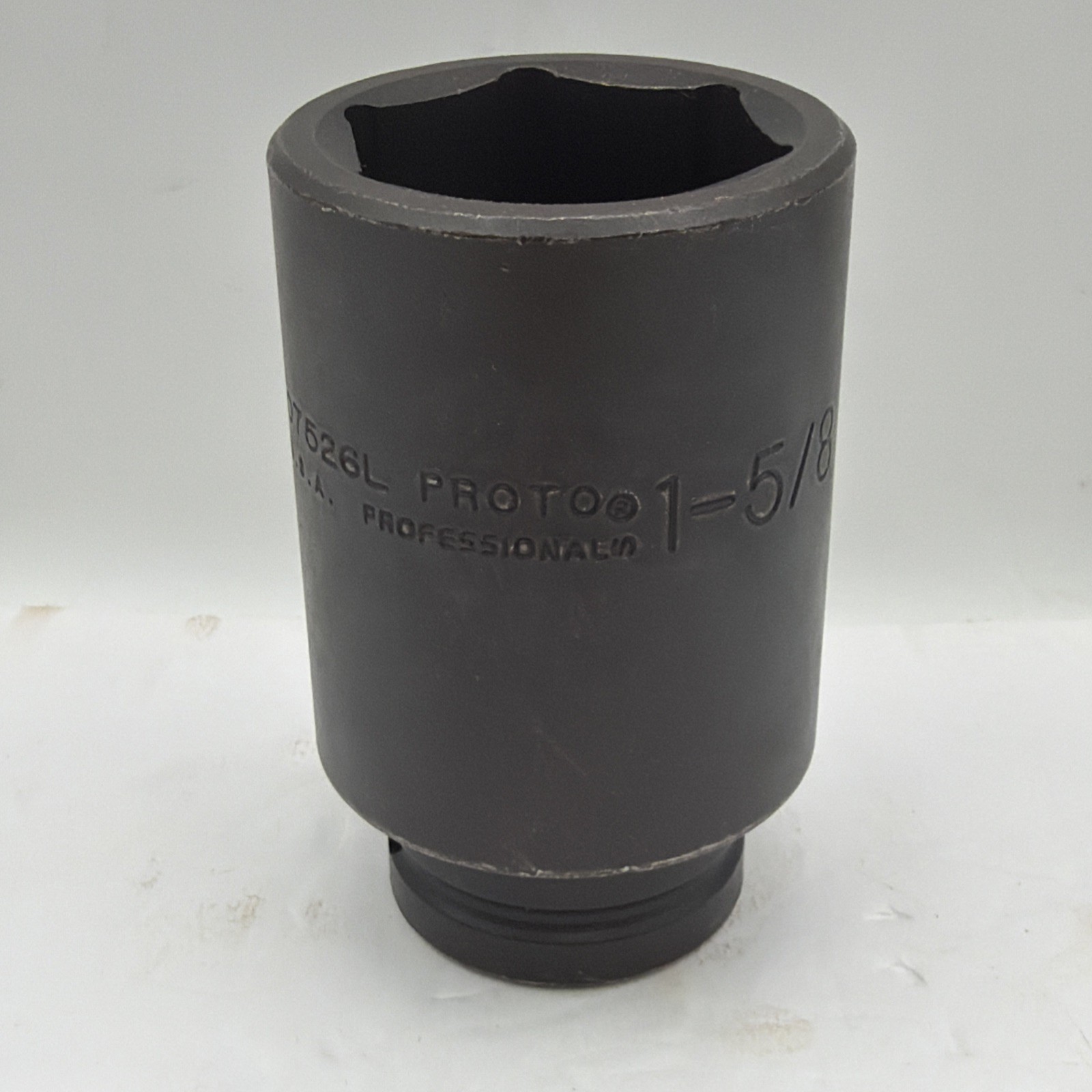 Proto Professional 07526L. 1-5/8″ Deep Impact Socket, 6 Point, 3/4″ Drive
