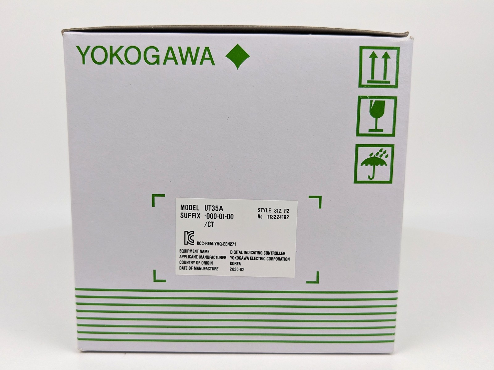 NEW YOKOGAWA UT35A General Purpose Digital Indicating Temperature Controller PID