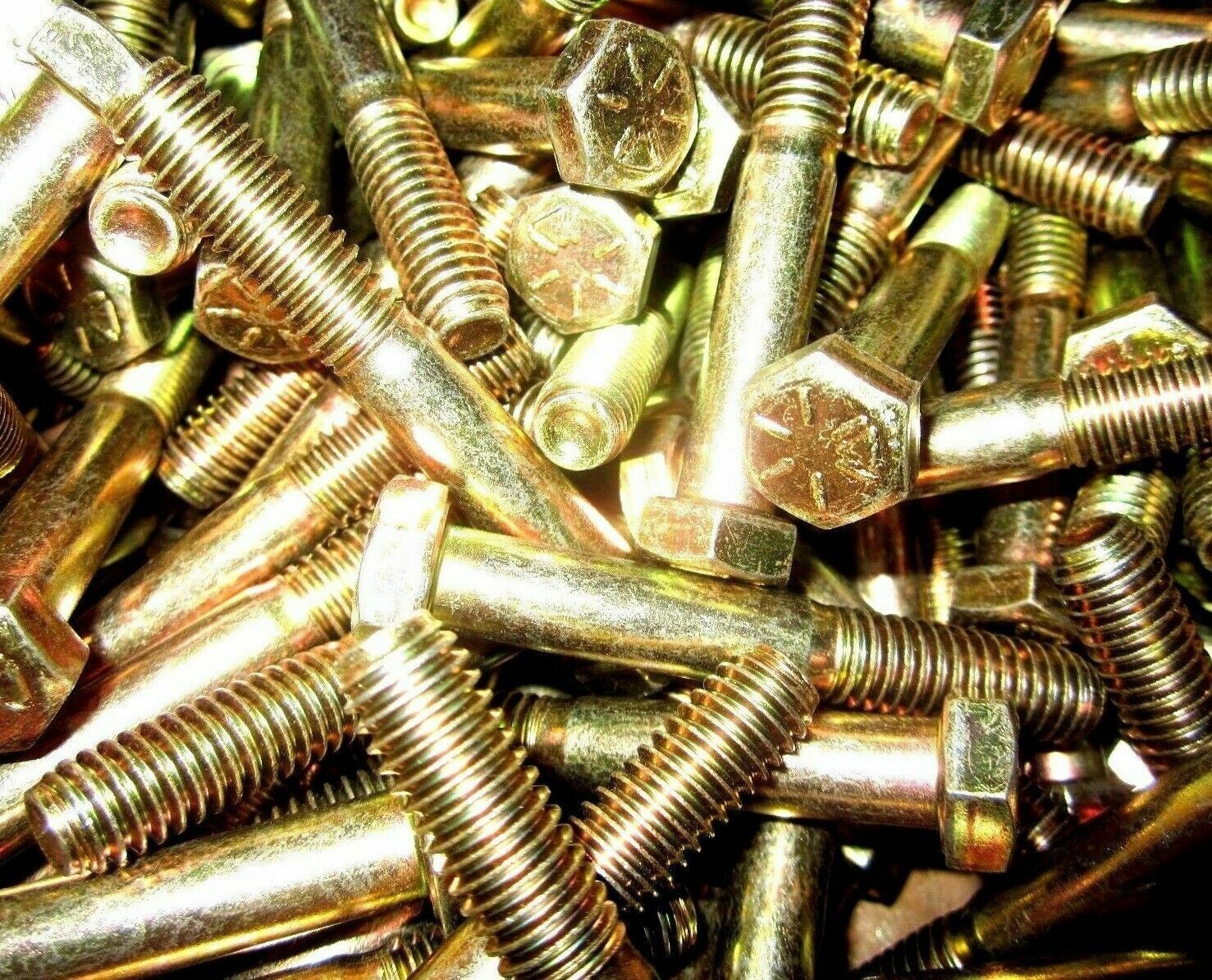 5/8-11 X 7 Hex Cap Screw Coarse Thread Grade 8 Yellow Zinc 4 Pieces