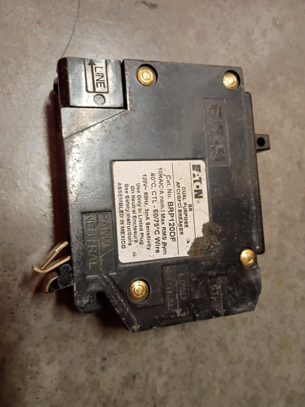 Eaton BRP120DF 120 20A 1-Pole Dual Function Circuit Breaker AFCI/GFCI READ DES.