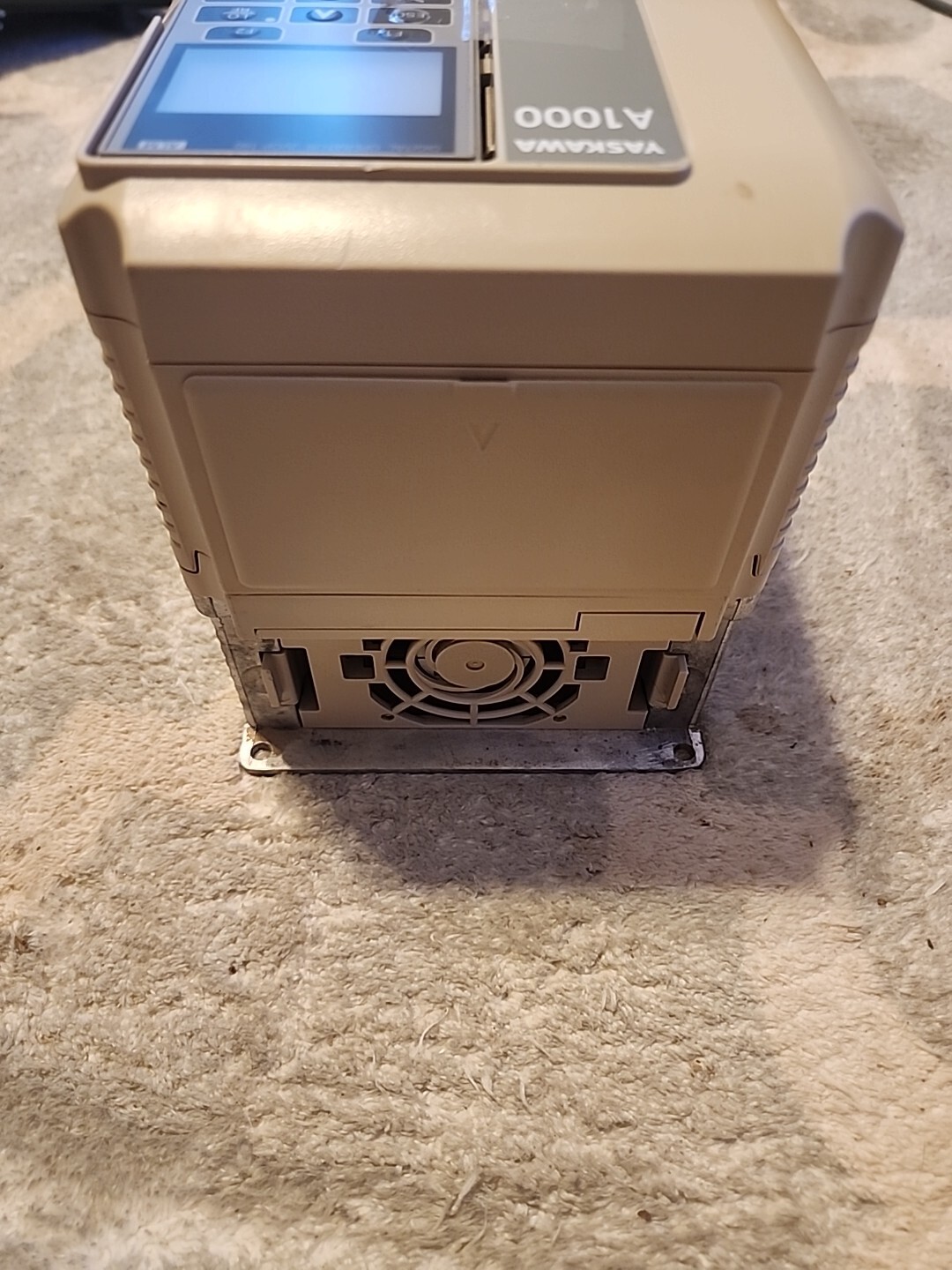 Yaskawa CIMR-AU4A0009FAA REV: E 380-480