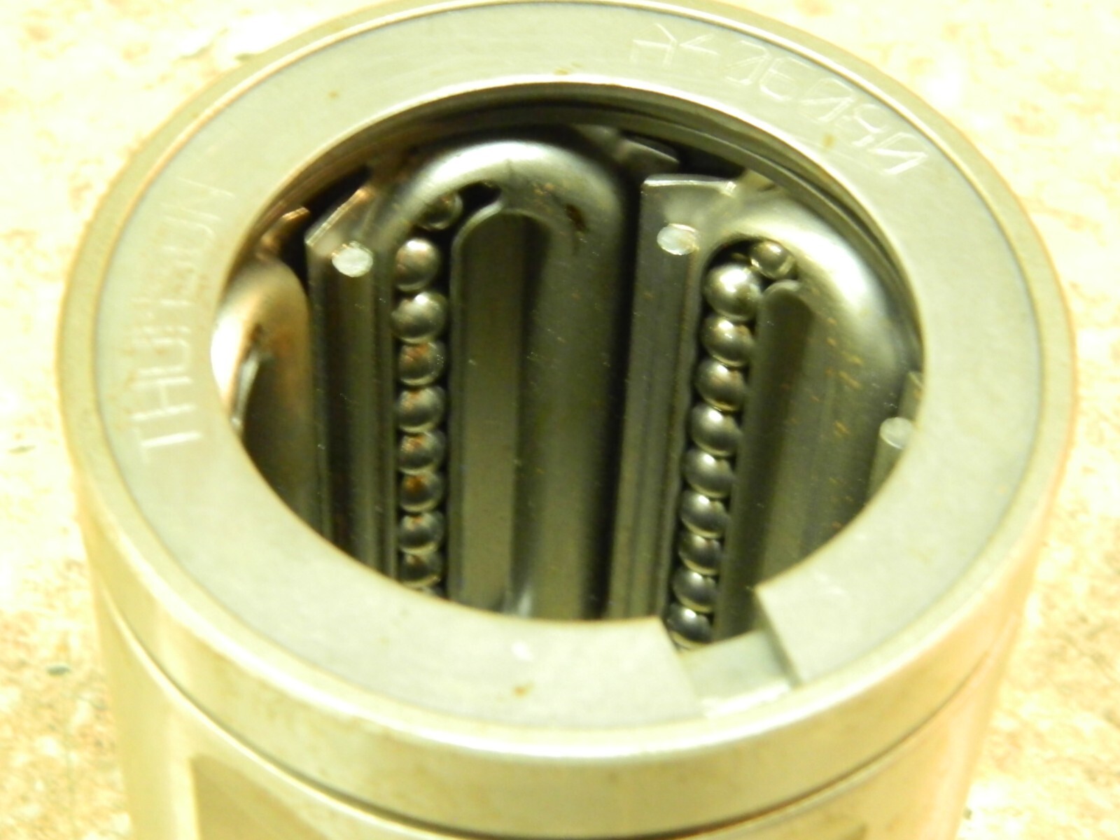 THOMSON A406080 2-1/2″ I.D. Precision Ball Bushing