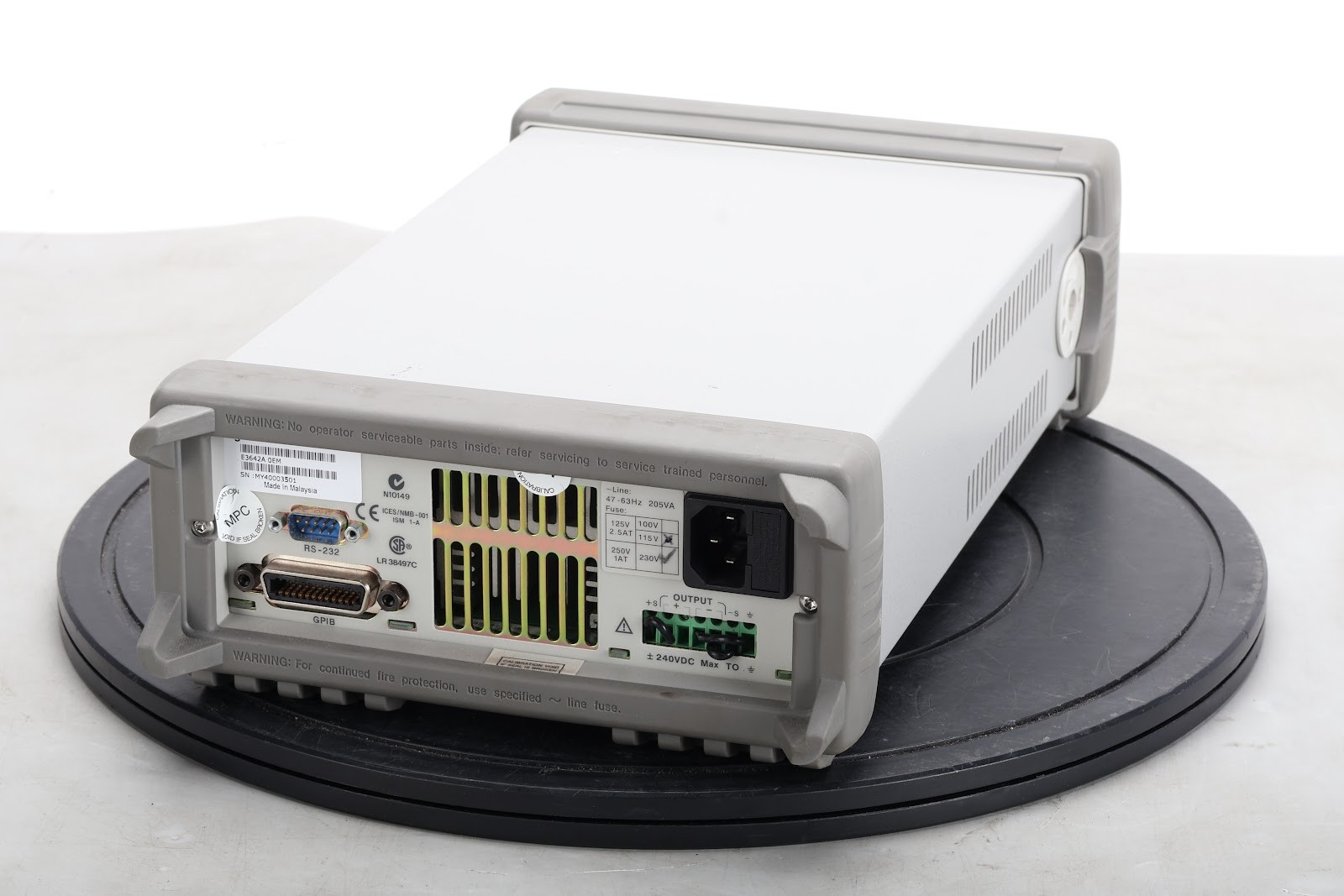 Agilent E3642A 0-8V,5A / 0-20V,2.5A DC Power Supply – AS IS For Parts