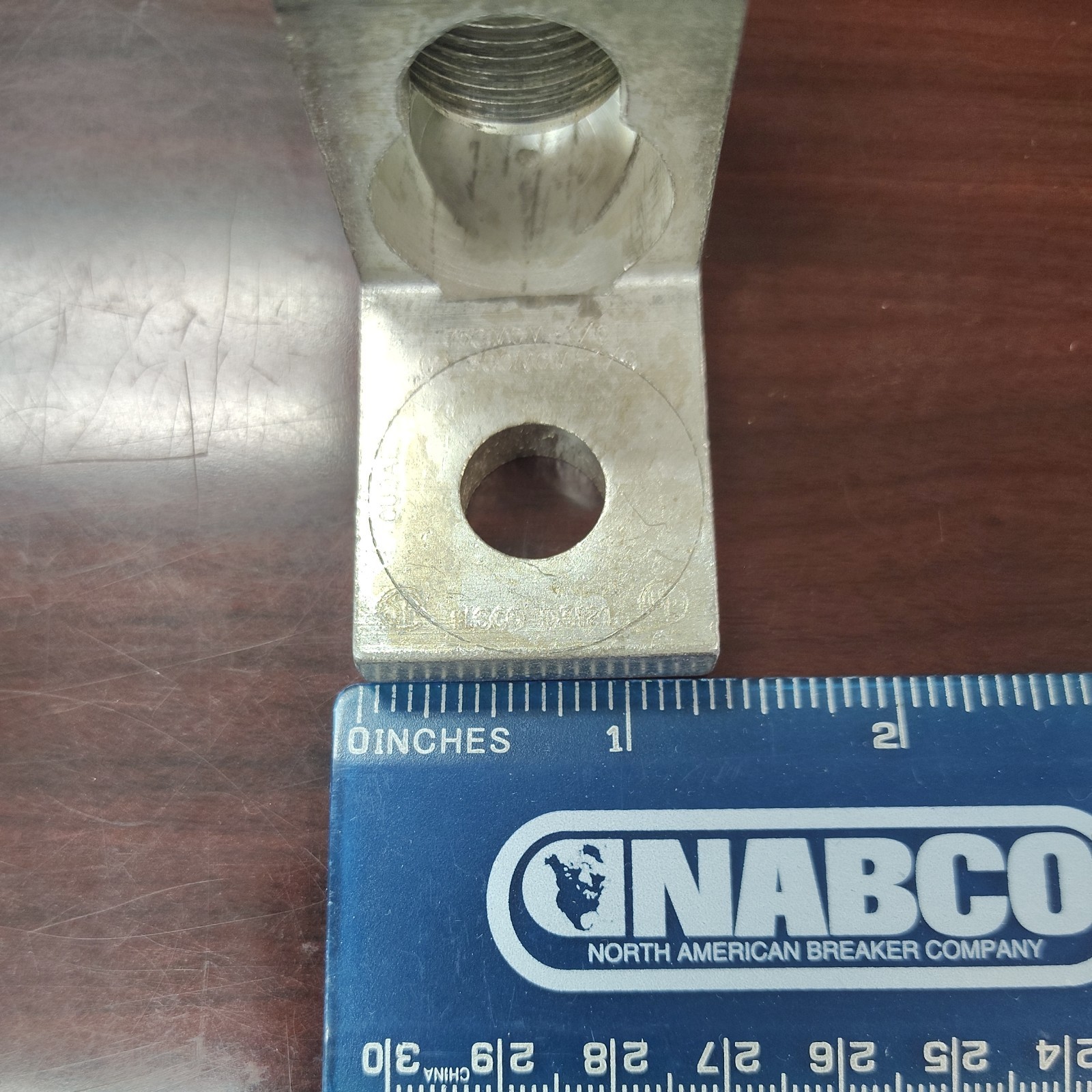 Ilsco D3121 Lugs, Rated for 750kcmil – 1/0 or (2) 300kcmil – 1/0 NEW – LOT OF 3