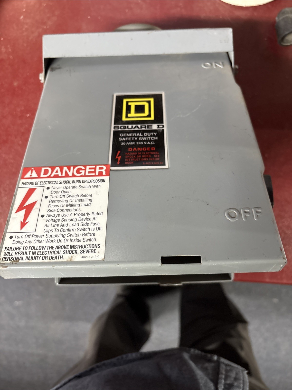 Square D D221NRB General Duty Safety Switch 240VAC 30A