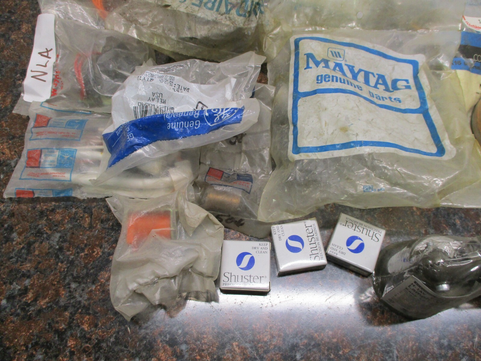 LOT OF GE MAYTAG FSP ROBERTSHAW PARTS FOR DIFFERENT APPLIANCE PARTS