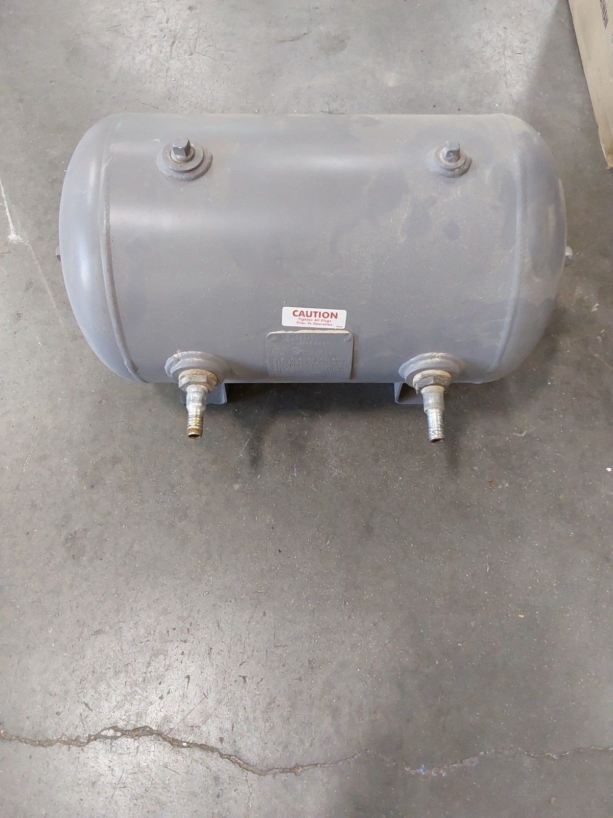 Manchester-TANK IL 15.2 GALLON CAT# 304940