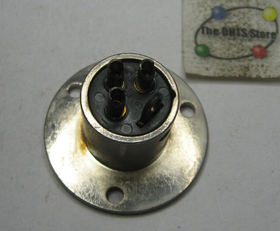C3M XLR Connector Switchcraft 3 Pin Male Round Panel-Mount – NOS Qty 1