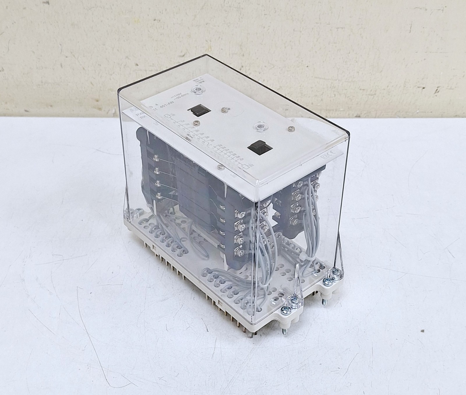 ABB RXMVB 4 / RK 251 401-AN Bistable Relay 110VAC 50-60Hz 380V