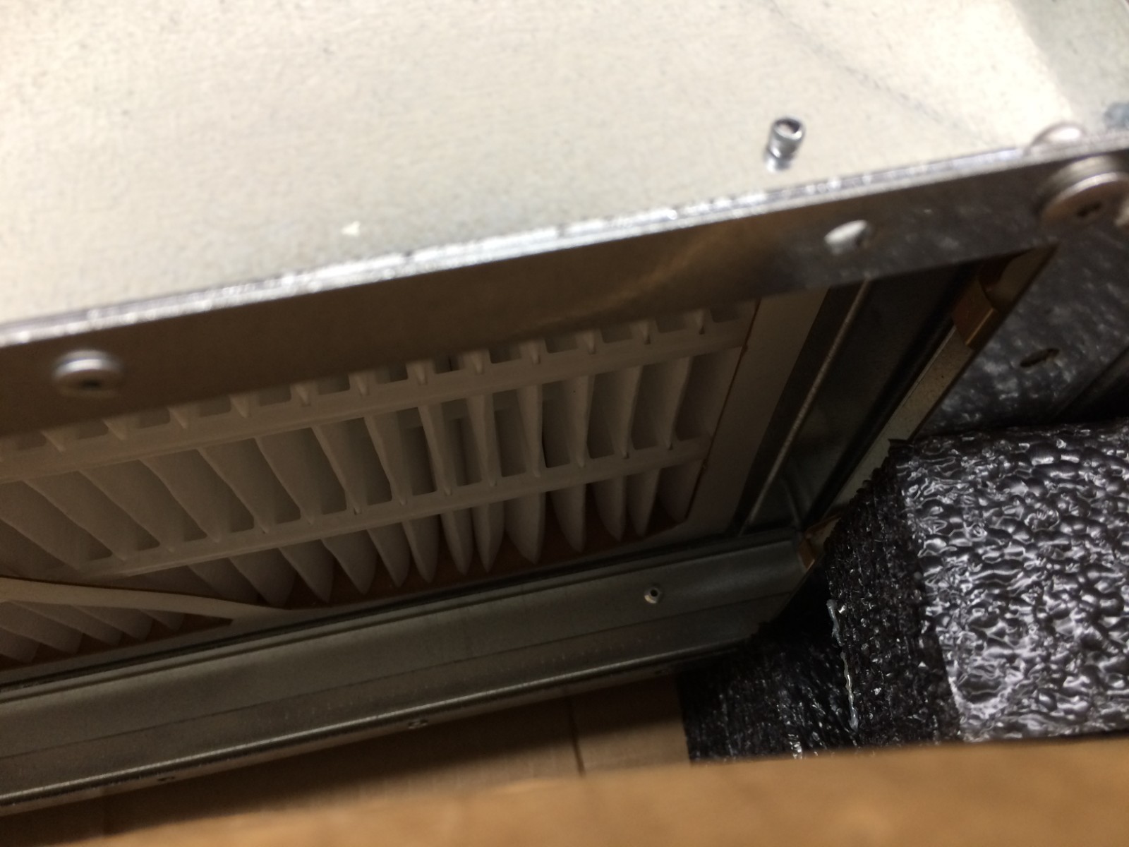 Daikin DFBS22A13 MERV 13 Filter Cabinet w/ Filter SQM13A20