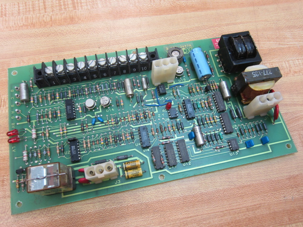 Cincinnati Milacron 3-531-3697A Voltage Monitor 35313697A