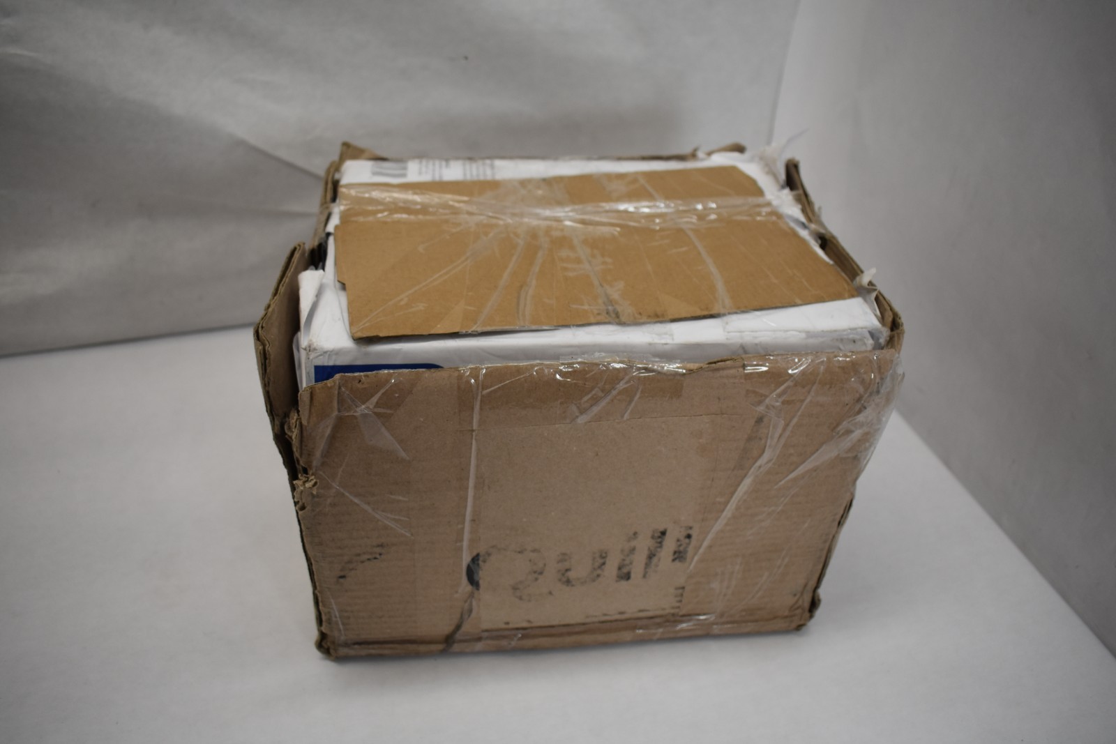 Quill Brand 8.5″ x 11″ Copy Paper 20 lbs 92 Brightness 500 Sheets Ream 4 Pack