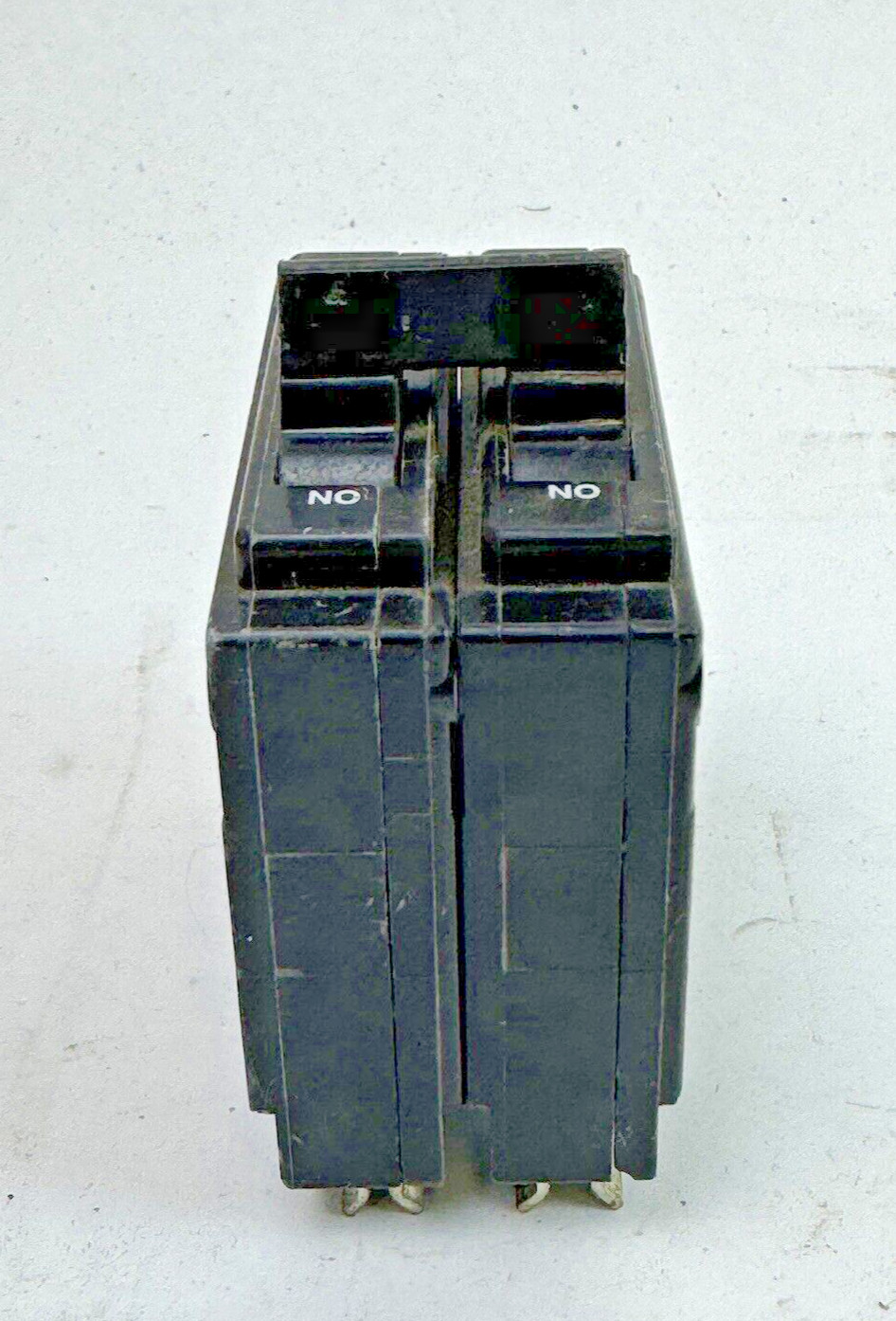 GE – TQ2120 – COMMON TRIP CIRCUIT BREAKER – 2 POLE, 20 A, 240 VAC, TYPE TQ