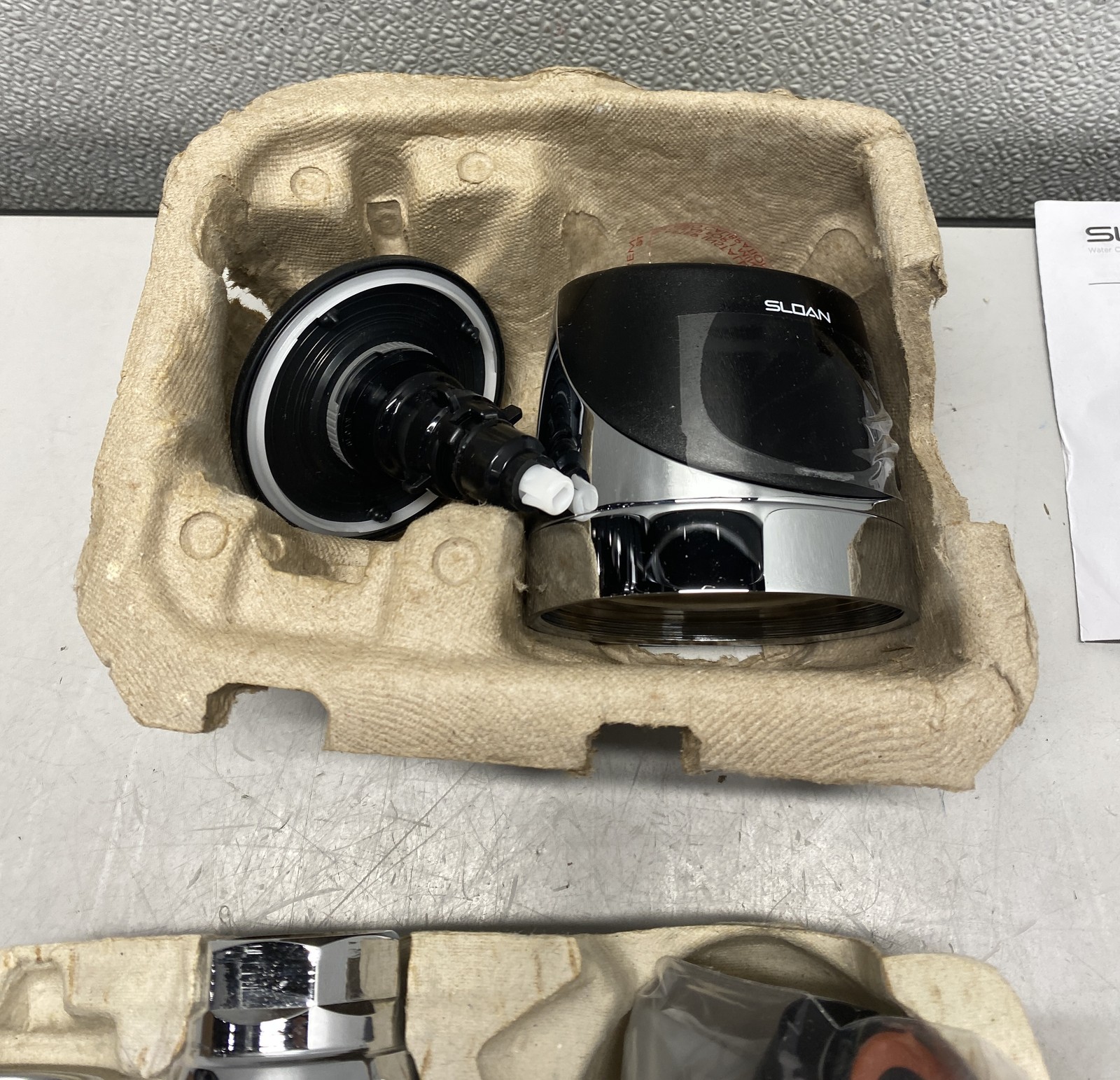 Sloan G2 Optima Plus 8110 Exposed Sensor Flushometer 3.5 GPF