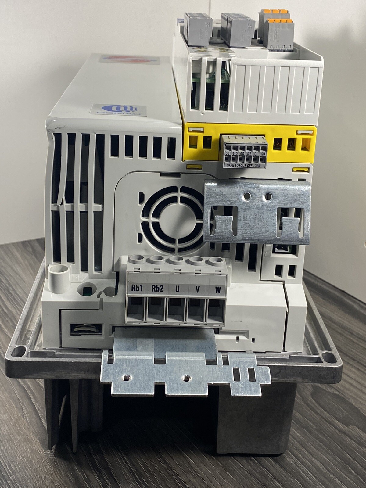 New Comau Profinet VersaDrive TAL-S389148 S389148 AC Drive 11.0kW – USA