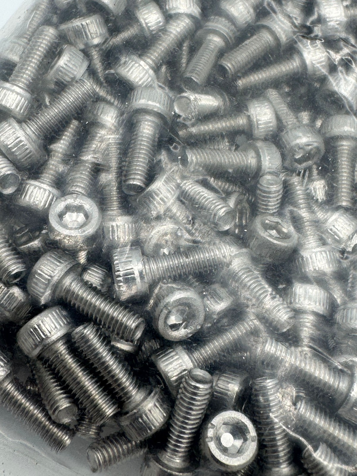 1000 Pack! Brikksen M3-.5X8 Socket Head Cap Screw DIN 912/ISO 4762 A2, Stainless