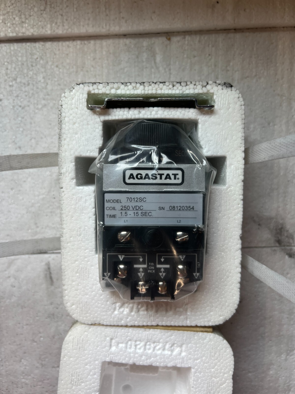 Agastat 7012SC Timing Relay 250 VDC Time 1.5-15 Seconds NEW (E82)