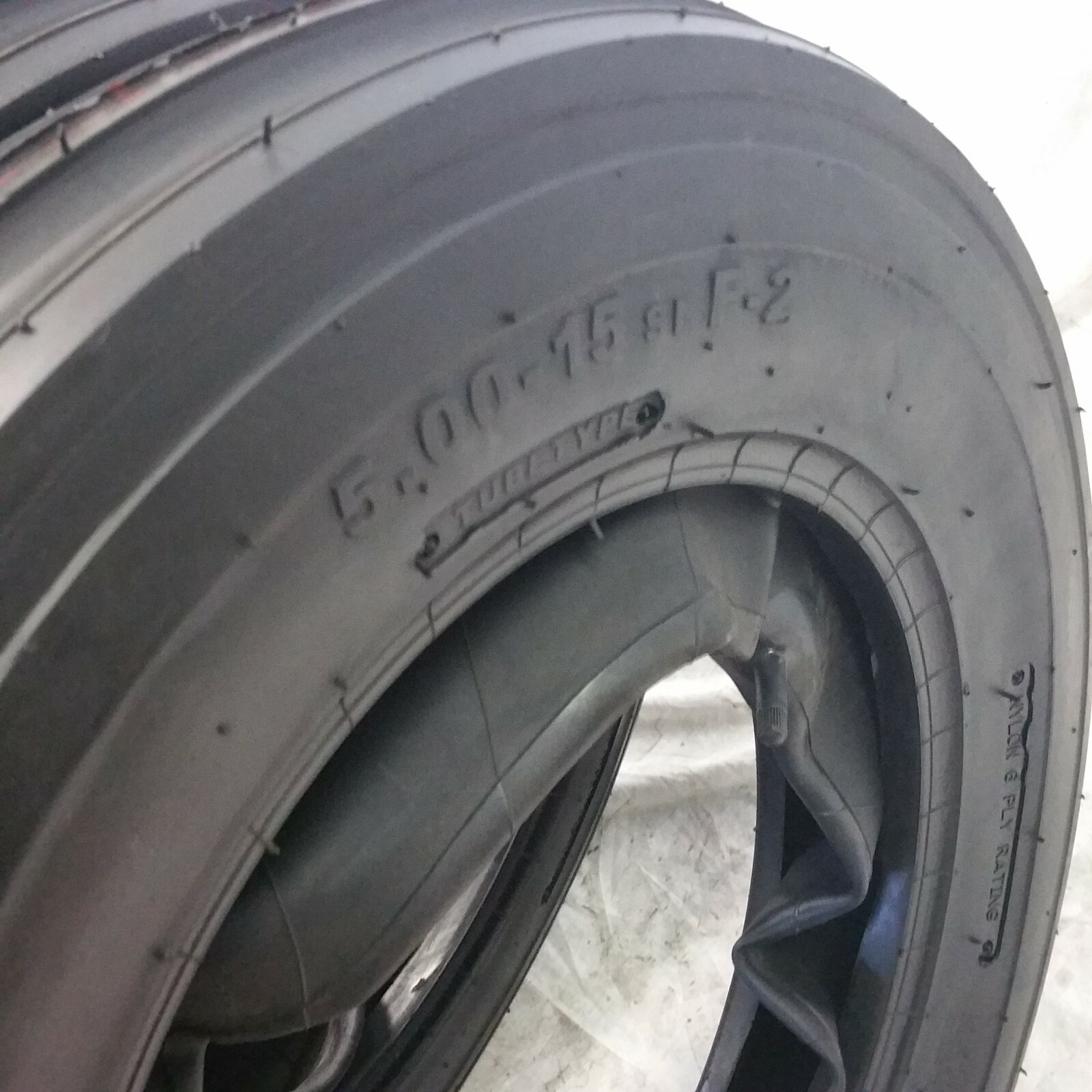(2 TIRES + TUBES) 5.00X15, 5.00-15 ROAD CREW ST1 JOHN DEERE Tractor Tires 6 PR