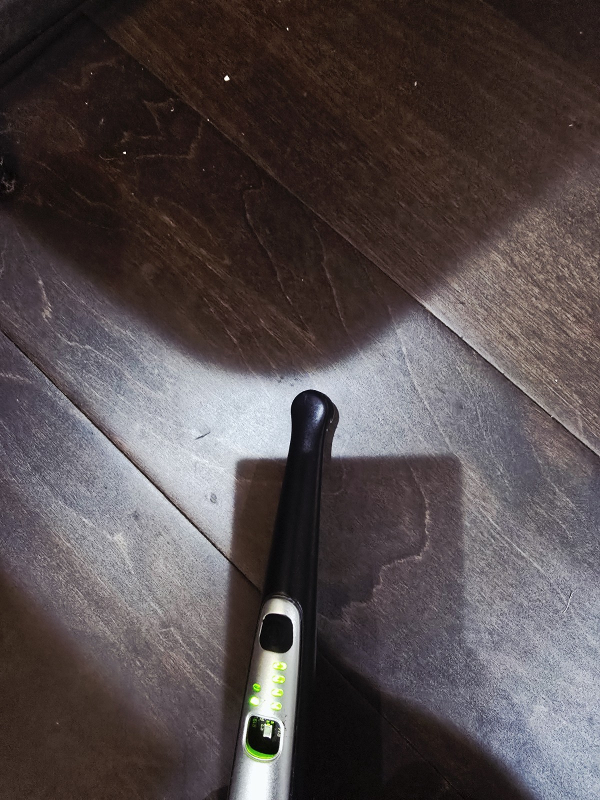 2020 Ultradent VALO Grand Cordless MISSING PARTS – POWERS UP.