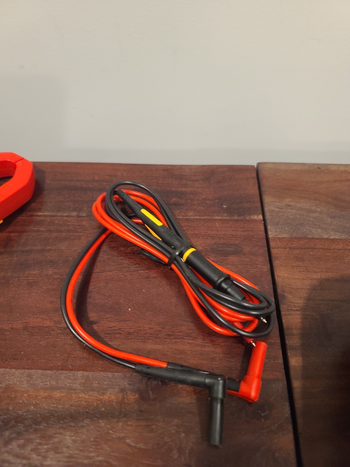 Fluke 116/323 KIT HVAC Compact Multimeter & Clamp Meter Combo Kit, 9V Alkaline