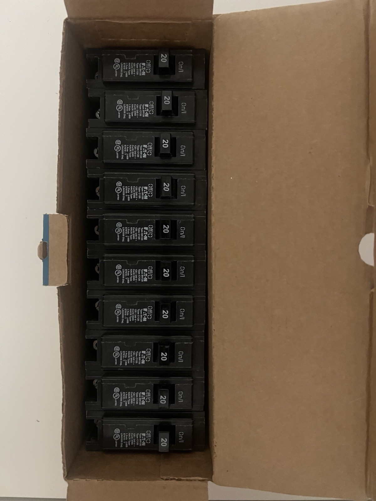 Eaton BR120 20A 1-Pole Circuit Breakers Box of 10 BR Type Plug-In