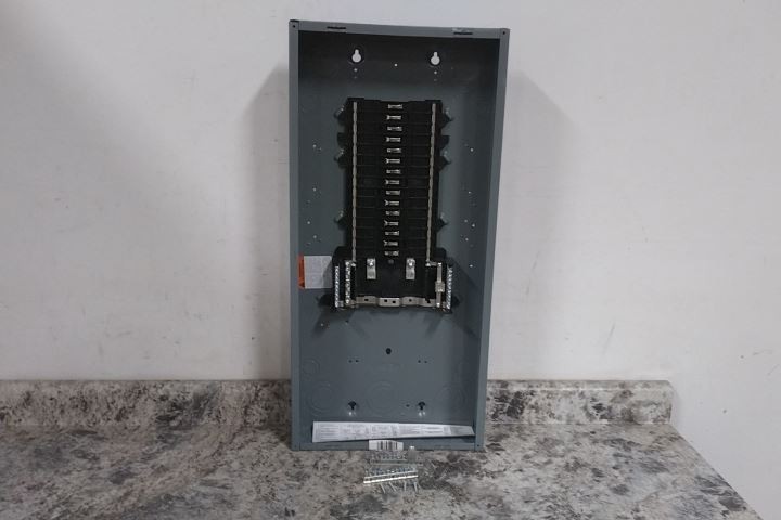 Square D QO130L125PG 30 Space 125 A Circuit Breaker Load Center