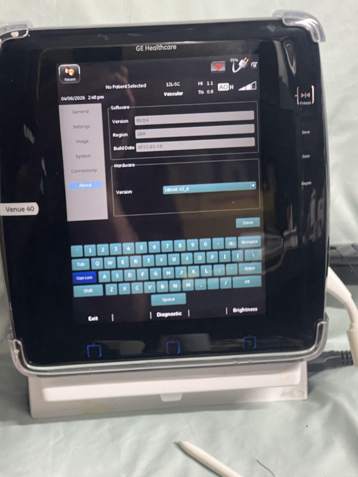 GE VENUE 40 Vascular Portable Ultrasound W/ 12L-SC Probe and docking station
