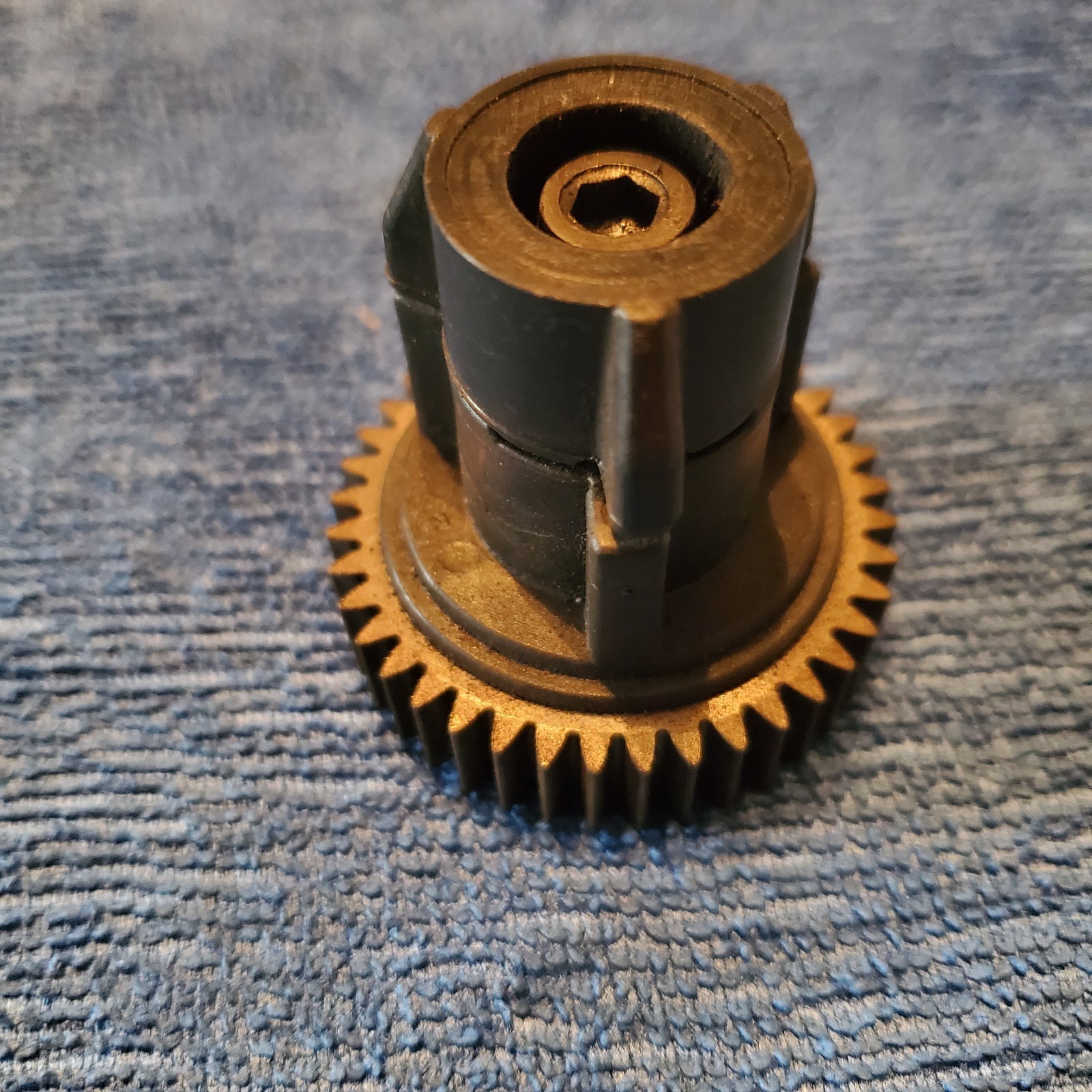 Miller Electric 172075 Drive Roll Carrier 24Pitch (used)