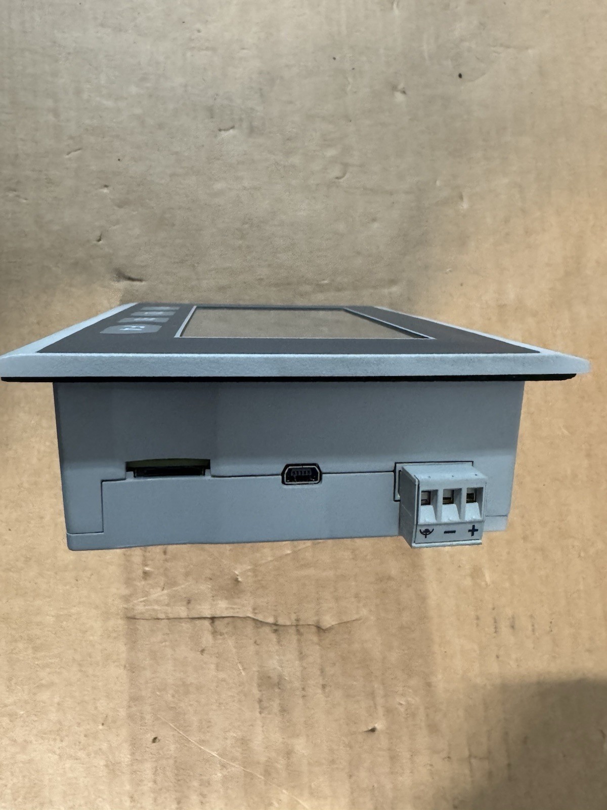 Allen Bradley 2711R-T4T PanelView 800 HMI