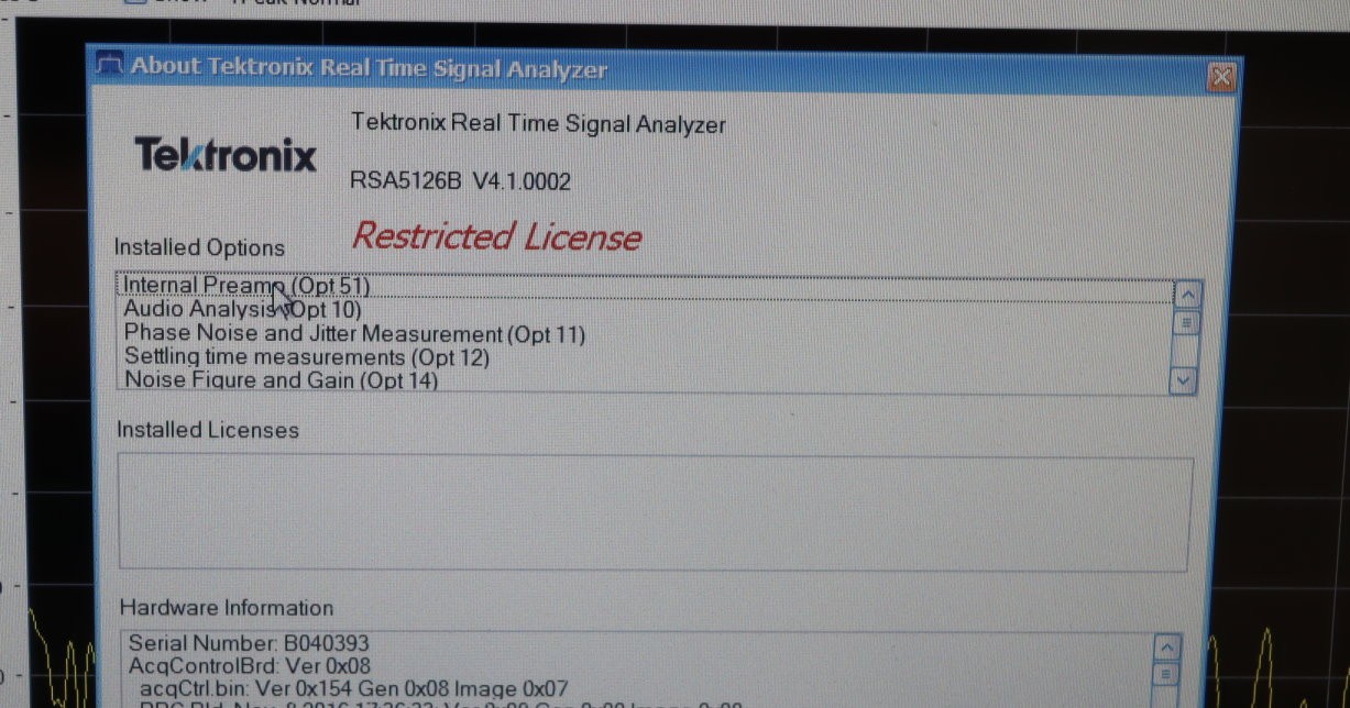 Tektronix RSA5126B Real-Time Signal and Spectrum Analyzer 1Hz-26.5GHz LOADED Opt