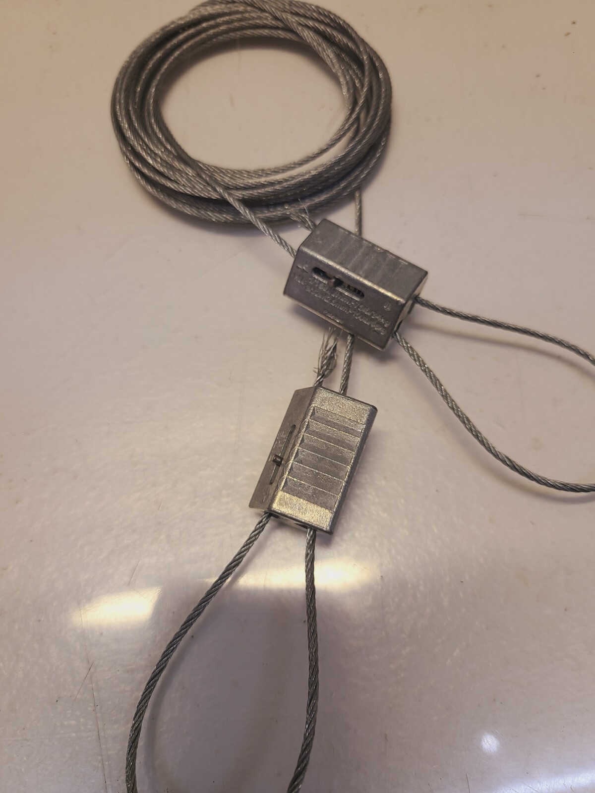 4 Qty. of Rize 100 Fasteners 10′ Looped Cable Hanging 10′ Long (4 Qty)
