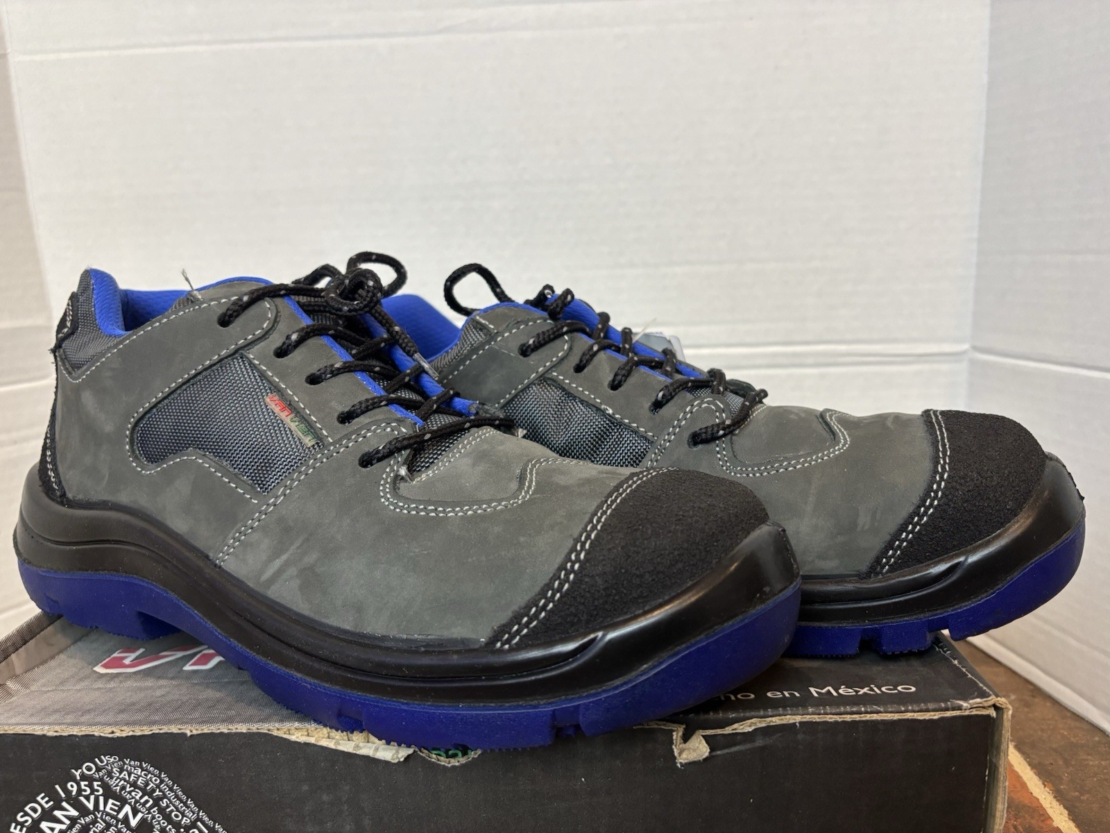 Joya Van Vien Work Shoes Size 10 Oil Resistant Non Conductive Leather & Fabric